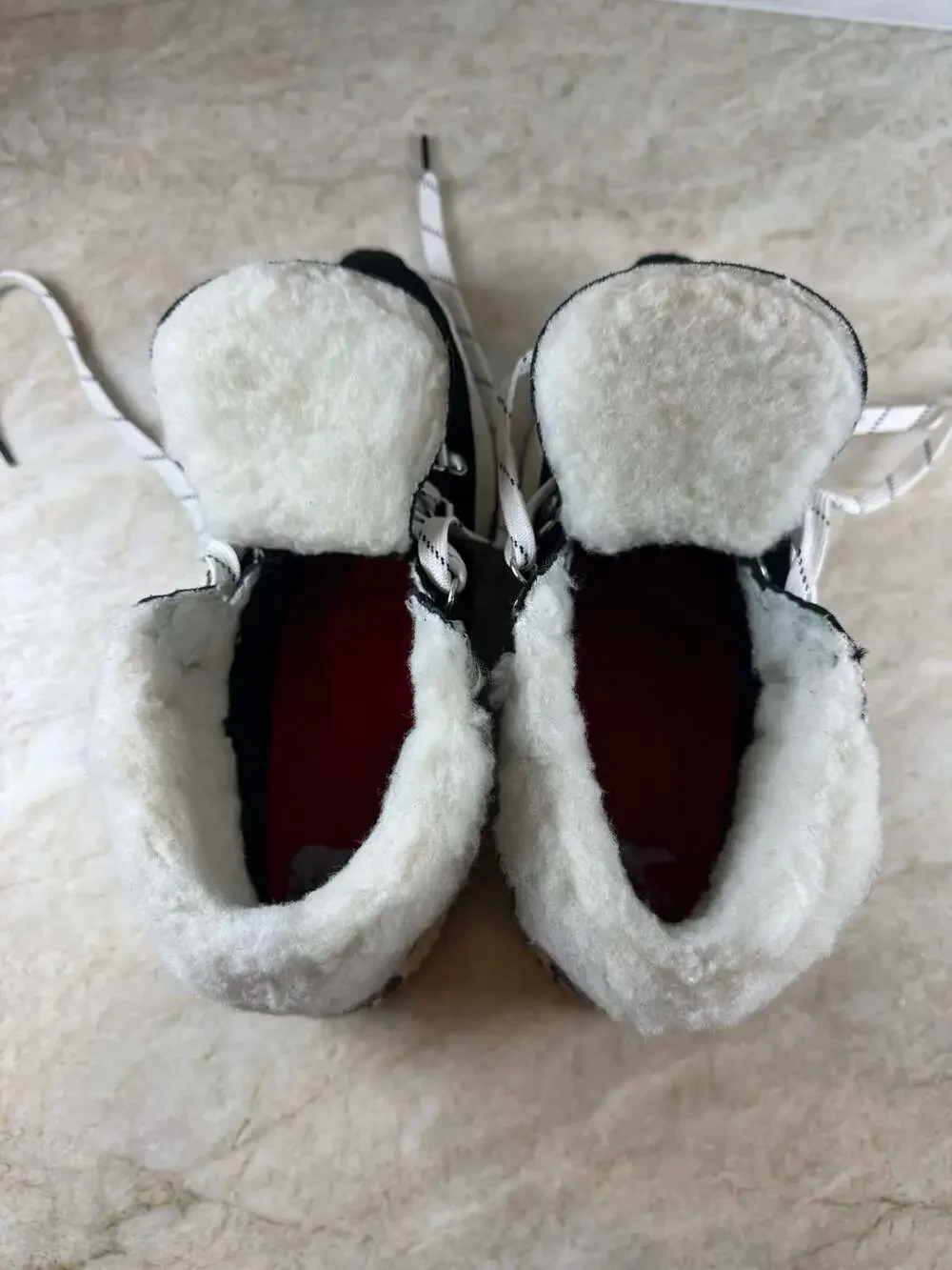 Sorel Out N About III Conquest Waterproof Boots Black White Women 9 NL4434-010